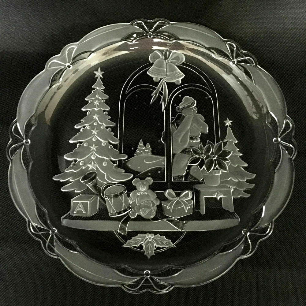 Mikasa Huge Serving Platter Plate Clear Frosted Glass Winter Christmas Scene 14"